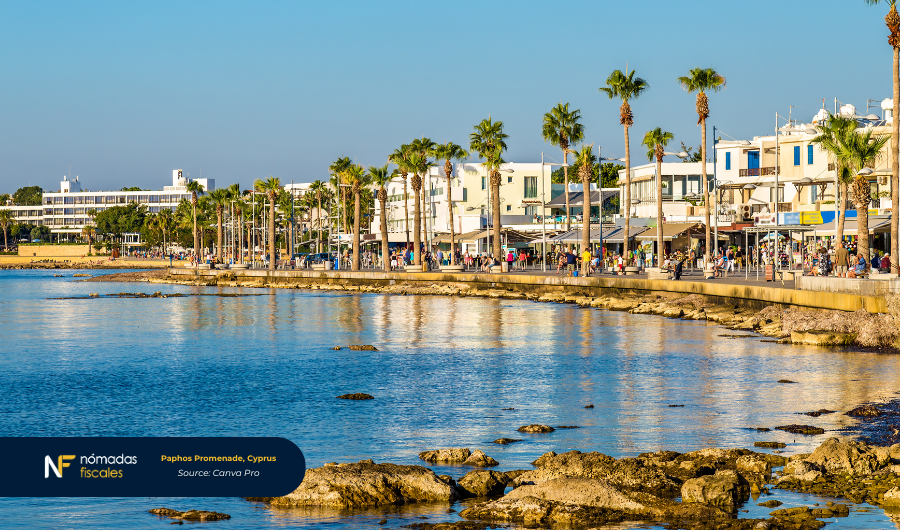 Paphos promenade in Cyprus with sea views and palm trees – attractive destination for entrepreneurs and digital nomads benefiting from Cyprus tax advantages
