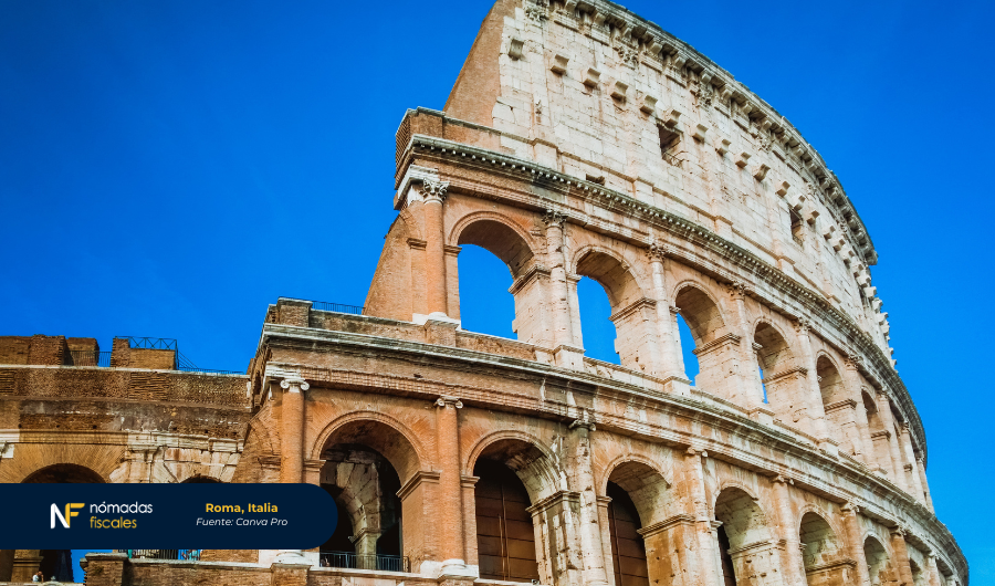 Coliseo en Roma, Italia – monumento icónico que representa el estilo de vida y los regímenes fiscales para expatriados
